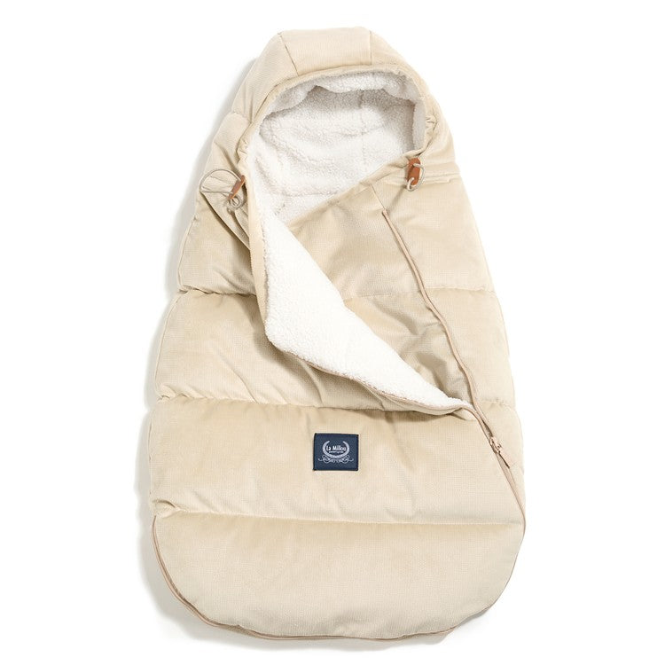 schlafsack winterfest La Millou Aspen Winterfest Kinderwagen Tasche Baby Sand – 4kidspoint