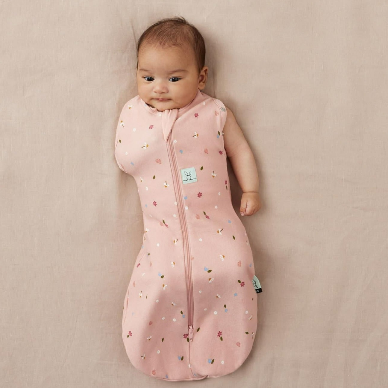 ergoPouch Babyschlafsack 2in1 Daisies 6-12 Monate 1.0 TOG – 4kidspoint