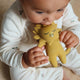 Konges slojd Baby Beißring Lion Senf
