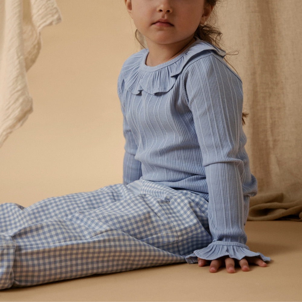 747badb172b8e9217c6868e974b719bb