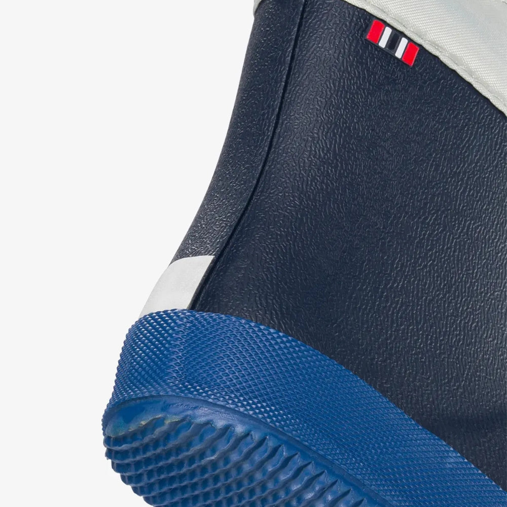 9644edee942b44b4d3bc167f8db87c9a